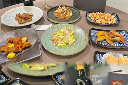 九龙城快餐厅(东湖店)