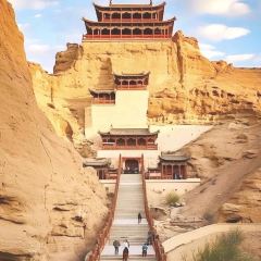 五味香·驴肉黄面·胡杨焖饼·烧烤(敦煌店) User Photo