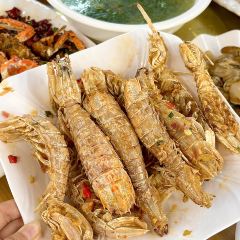 老船夫海鲜馆·本地人肯定·现捞鲜活海鲜(银滩店) User Photo