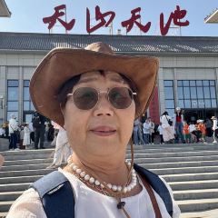 天山天池民俗风情园 User Photo
