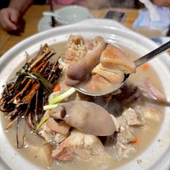 头上红煨盐鸡乡村食府 User Photo