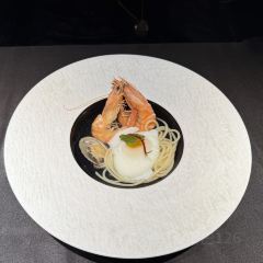 YUE MU YANG User Photo