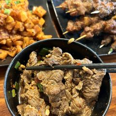 小涮与烤·酸汤牛肉·小烤串(时代天街店) User Photo