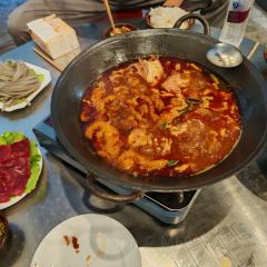 乐里villa设计师·独栋花园民宿(凯里南高铁站店)·乐里咖啡 User Photo