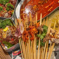 唐记煌·大坨牛肉串串香火锅(中渼市集店) User Photo