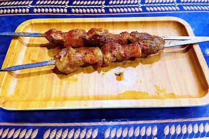 乡村馕坑肉·烧烤·新疆菜·本地人更爱吃(阿勒泰首店)