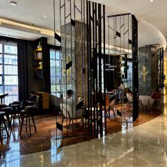 YanYangTian Xin JingChu Hotel (HuangHe Lou) 여행 사진