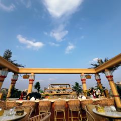 LUXE LOUNGE User Photo