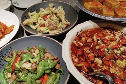 国贸小馆(滨河小馆店)