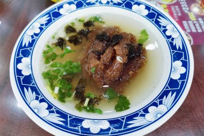 LuoYang ZhenBuTong Restaurant (ZhongZhou East Road)