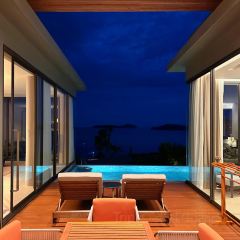 Akoya | Star Lounge User Photo