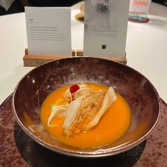 LING LONG User Photo