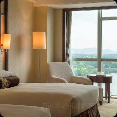 海外海皇冠大飯店海瀾旋轉餐廳張用戶圖片