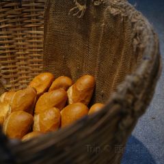 Madam Khanh - The Banh Mi Queen User Photo