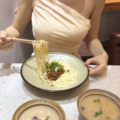 彭细炳饼店 User Photo