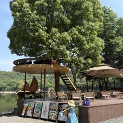 南泊湾红房子生态庄园(二环路店) User Photo