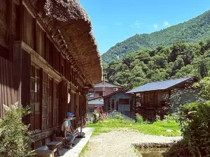 หมู่บ้านประวัติศาสตร์แห่งชิระงะวะโงและโกะกะยะมะ