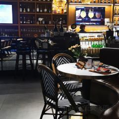 HAPPY幸福小酒馆·经典法餐 User Photo