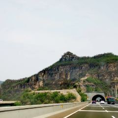 秦岭服务区-餐厅 User Photo