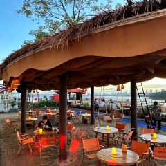 Top Lounge User Photo