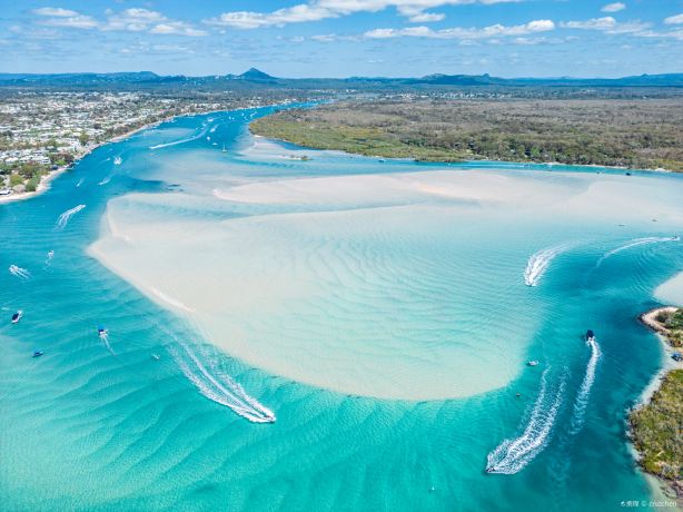 Noosa Heads Main Beach