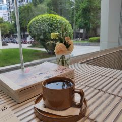 LOTUSTREE鹿豆咖啡(乌山店) User Photo