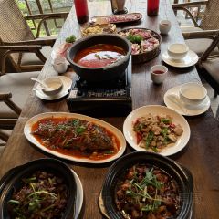 黔山禧·非遗古法酸汤(嘎歌古巷店) 여행 사진