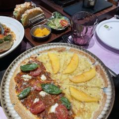 YI SHA YI CHENG User Photo