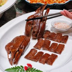 海湾荟·凤栖梧桐(镇宁路店) User Photo