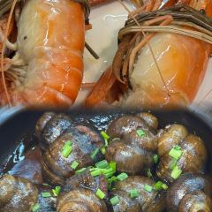 Yi Feng Court User Photo