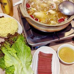 WEI HUANG User Photo