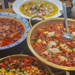 毛三旺·重庆毛血旺·水煮活鱼(仙塔总店) User Photo