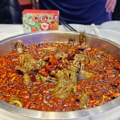 Hu shi yin he xian yu zhuang (lian hu lu) User Photo