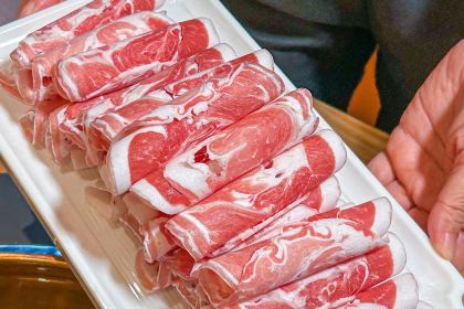 正宗宝轮老字号老任羊肉串(万源店)