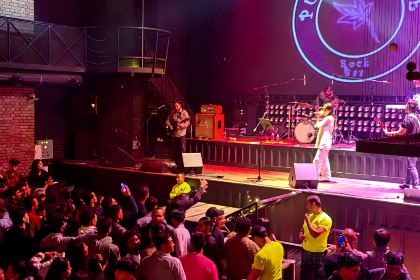 Purple Haze Rock Bar