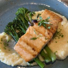 The Salmon User Photo