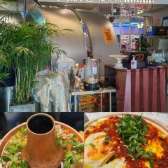 浩海火燒雲傣家菜(新天地店) User Photo