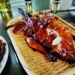 YI LIANG NA YANG REN GU HONG XIANG FAN DIAN User Photo