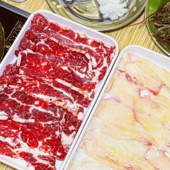 杨老板·海鲜集市火锅·鲜切牛肉(中防万宝店) User Photo