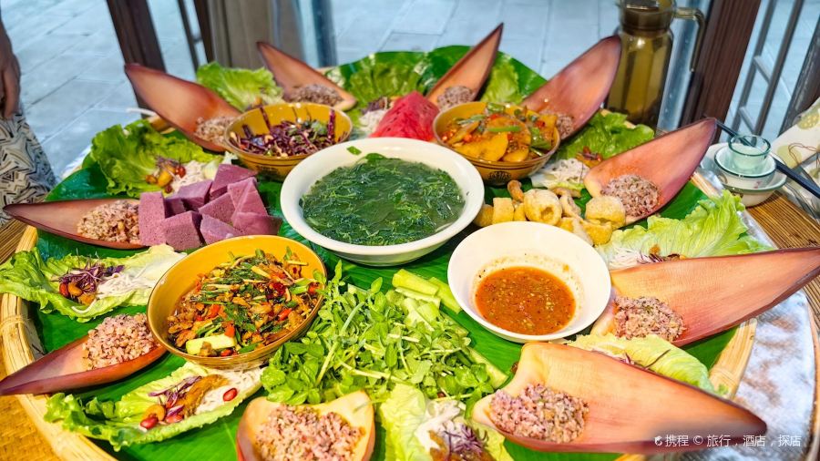 墨江哈尼一家人饭店(双胞大道店)