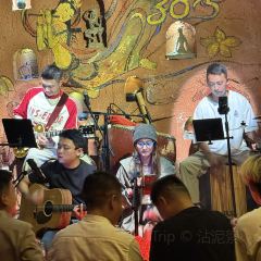 38号火塘酒吧 User Photo