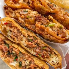 豆夫酥酥臭名远扬臭豆腐(总店) User Photo