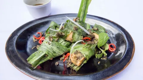 SaigonSan Restaurant & Rooftop (Vietnamese & Thai Food, Garden Cafe by Kawisari) in East Java