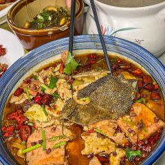 尹二姐守艺川菜(美专校街店) User Photo