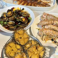红码头平价海鲜烧烤大排档(海事店) User Photo