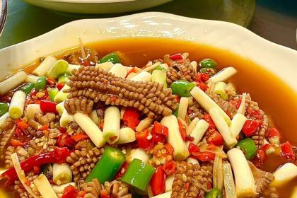 鸿鹤仔姜鲜锅兔(汇东店)