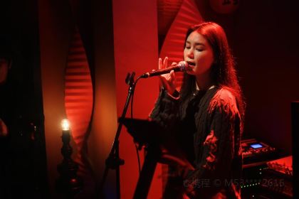 以梦为马民谣小酒馆