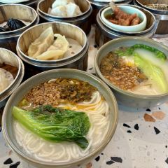 湖州臻隐锦绣别墅度假酒店 · 漾YOUNG User Photo