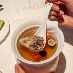 UNIVERSAL BUND BAY User Photo