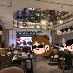 Yijunge (weiduoliya) User Photo